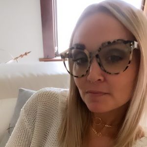 Meet your Posher, Andrea